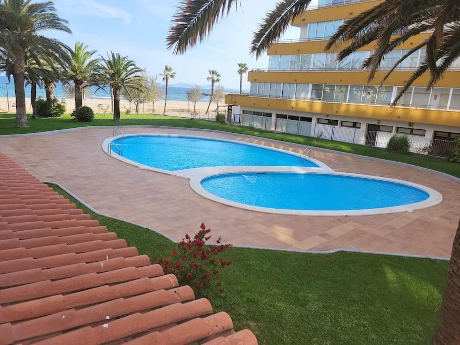 Superbe Apartement En Residence Avec Piscine Rosas Exterior foto